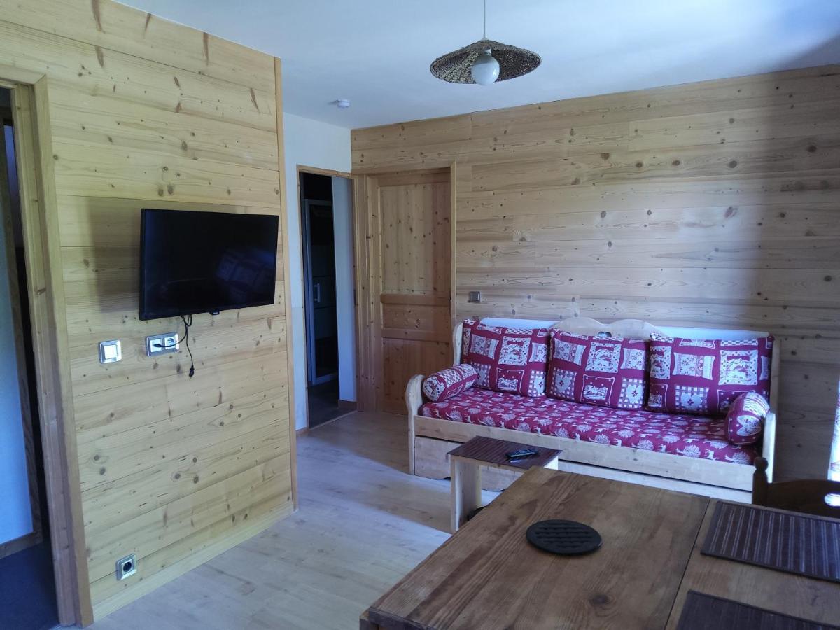 Votre Savoyard Avec Parking A La Telecabine Pour Skier Les 3 Vallees ! Villarlurin